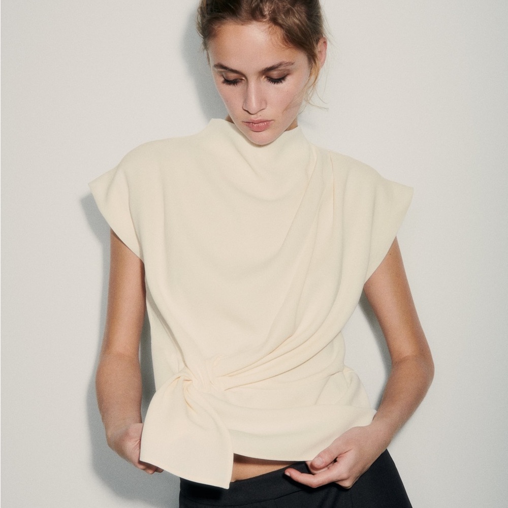 COPY - Zara draped knot crepe blouse minimaliste